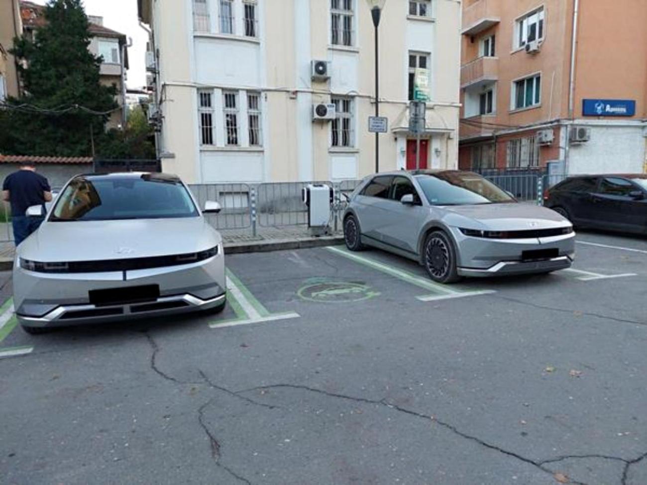 Palace Of Culture 2-Bedroom Retreat On Skobelev Blvd 索菲亞 外观 照片