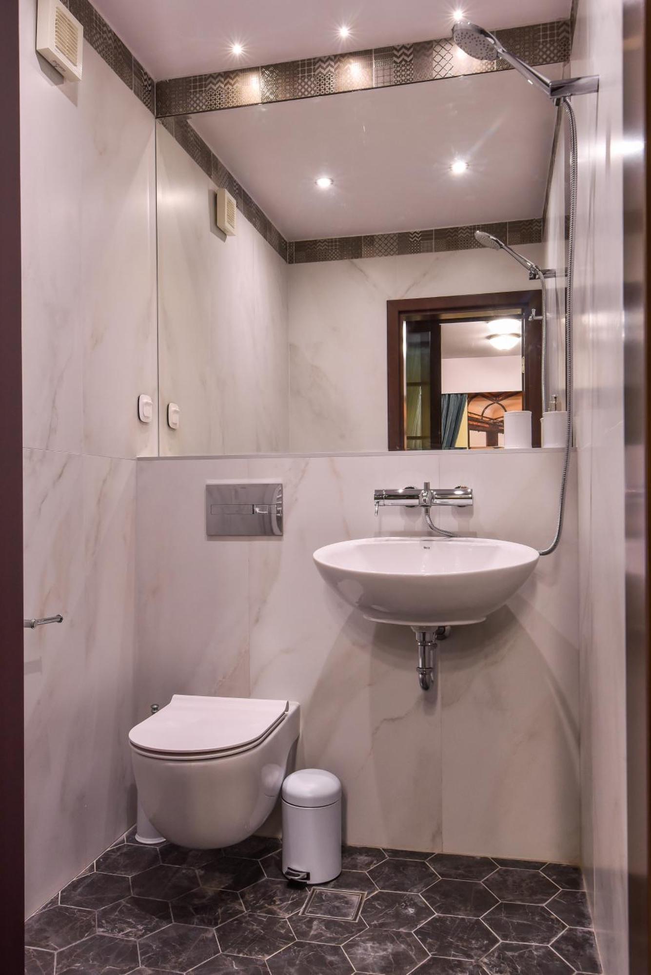 Palace Of Culture 2-Bedroom Retreat On Skobelev Blvd 索菲亞 外观 照片