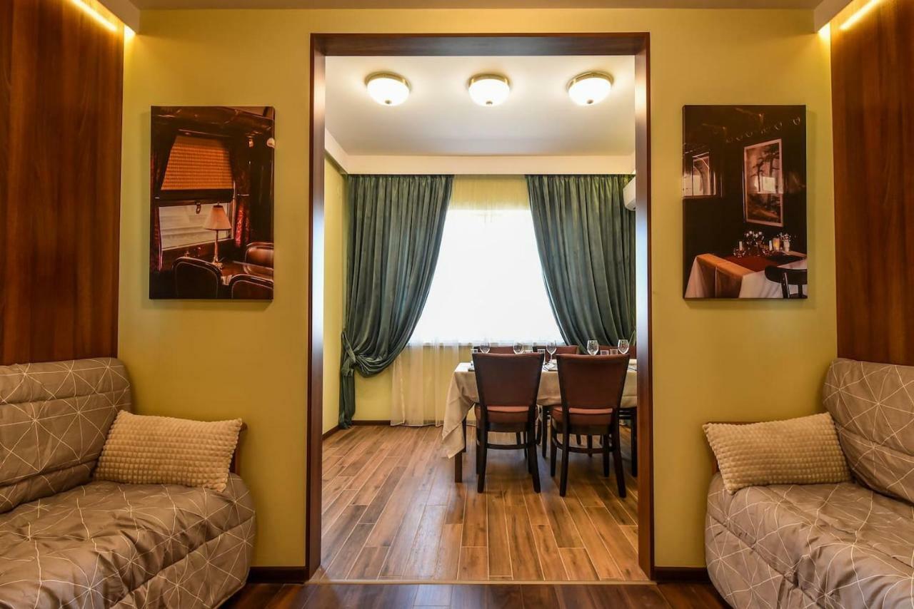 Palace Of Culture 2-Bedroom Retreat On Skobelev Blvd 索菲亞 外观 照片